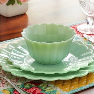 The Pioneer Woman Timeless Beauty 3 piece Set